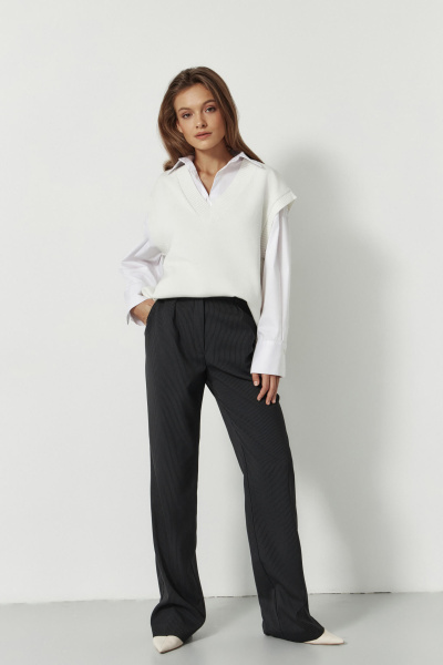 Жилет вязаный (молочный)